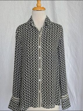Max Studio Black & White Geometric Button-Down Blouse
